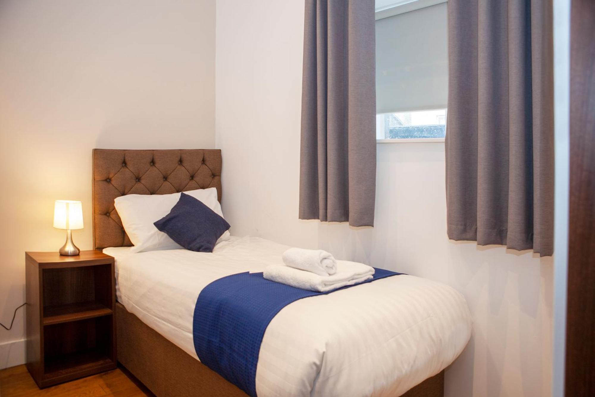 Putera Puteri Residence Лондон Экстерьер фото
