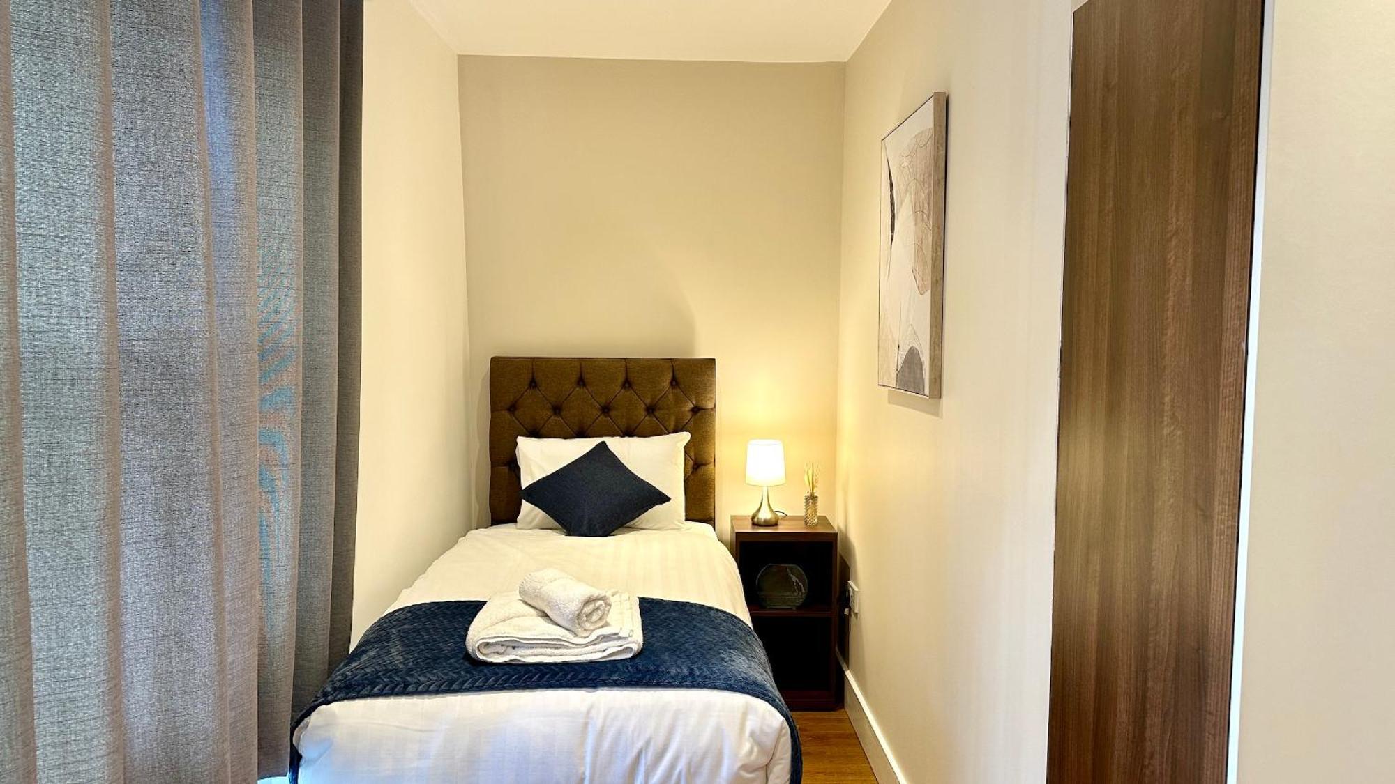 Putera Puteri Residence Лондон Экстерьер фото